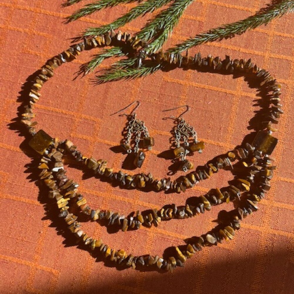 Tiger Eye Gemstone Necklace & Earrings Set